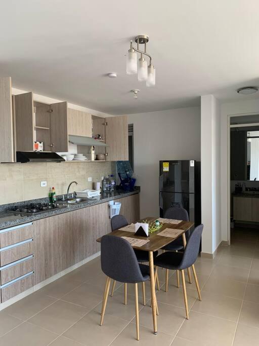 Tu Vacacional En Cundinamarca - Aqualina Orange Apartment Girardot